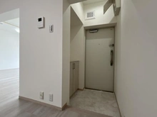 【東京都/世田谷区上用賀】馬事公苑南サンハイツ 玄関
