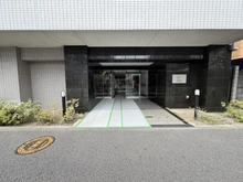 【神奈川県/横浜市鶴見区佃野町】クレッセント鶴見 エントランス