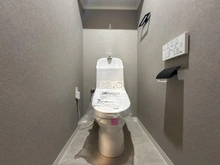 【神奈川県/横浜市鶴見区大東町】ルイシャトレ鶴見ウエストコート トイレ