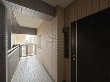 【神奈川県/横浜市鶴見区向井町】シティウインズパークフロント 玄関
