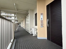 【神奈川県/川崎市川崎区中瀬】ザクス 共用部：玄関