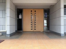 【神奈川県/横浜市鶴見区下野谷町】日商岩井鶴見マンション エントランス