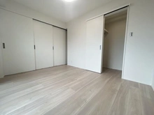 【神奈川県/川崎市川崎区日進町】トーア川崎マンション 洋室：LD横5.5帖洋室