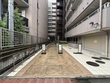 【神奈川県/川崎市川崎区日進町】トーア川崎マンション 敷地内