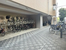 【神奈川県/川崎市川崎区本町】プルミエール多摩川 駐輪場