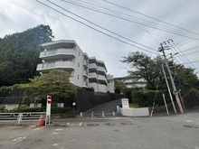 【神奈川県/横浜市鶴見区梶山】リステージ三ッ池公園 外観