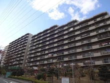 【大阪府/茨木市美穂ケ丘】朝日プラザ千里北 D棟 外観