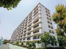 【大阪府/茨木市水尾】グリーンタウン茨木6番館 外観