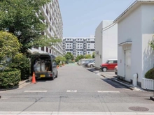 【大阪府/茨木市水尾】グリーンタウン茨木6番館 駐車場