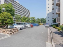 【大阪府/茨木市美沢町】南茨木ハイタウン美沢 E棟 駐車場