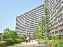 【大阪府/枚方市伊加賀西町】リバティパーク枚方 F棟 外観