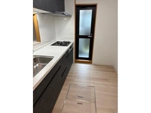 【大阪府/茨木市上泉町】エスリード茨木川端通り キッチン