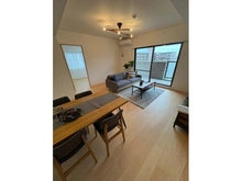 【大阪府/茨木市東太田】パームズコート茨木パーク・ホームズA棟 リビング・ダイニング