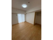 【大阪府/茨木市東太田】パームズコート茨木パーク・ホームズA棟 洋室