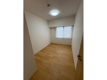 【大阪府/茨木市東太田】パームズコート茨木パーク・ホームズA棟 洋室