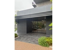 【大阪府/茨木市庄】メイツ茨木総持寺 エントランス