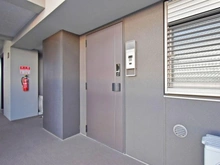 【大阪府/茨木市若草町】エスリード南茨木 玄関