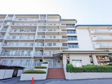 【大阪府/茨木市穂積台】メロディハイム茨木A棟 外観