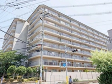 【大阪府/茨木市三島町】ローレルハイツ茨木壱号棟 外観