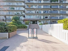 【大阪府/茨木市藤の里】ネオコーポ茨木 アプローチ