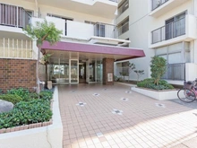 【大阪府/茨木市小川町】メガロコープ茨木 アプローチ