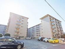 【大阪府/茨木市新中条町】メガロコープ茨木II 駐車場