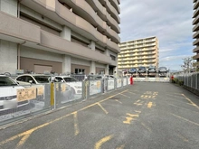 【大阪府/茨木市上穂積】コスモ茨木シティフォルム 駐車場