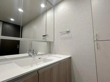 【大阪府/茨木市沢良宜浜】パークナード・レーベン茨木さわらぎ 洗面所