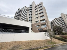 【大阪府/茨木市彩都あさぎ】ジオ彩都みなみ坂参番館 外観