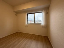 【大阪府/茨木市彩都あさぎ】ジオ彩都みなみ坂参番館 洋室