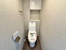 【大阪府/高槻市南芥川町】プラウドシティ高槻シーズンレジデンス トイレ