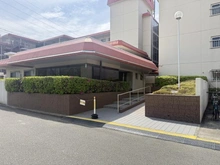 【大阪府/高槻市安満西の町】ユニハイム高槻 アプローチ