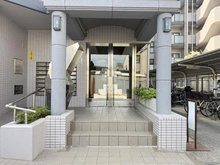 【大阪府/枚方市町楠葉】メゾンハリマックス楠葉 アプローチ