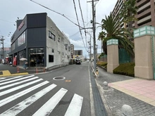 【大阪府/枚方市出口】ルネヒューマンズガーデン枚方 前面道路