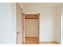 【大阪府/高槻市土橋町】レスタージュ高槻 収納