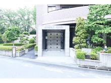 【大阪府/枚方市西田宮町】ルイシャトレ枚方 エントランス