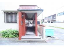 【大阪府/枚方市禁野本町】カルム枚方 エントランス