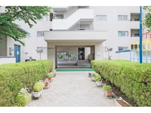 【大阪府/高槻市宮野町】大和サニーハイツ高槻 二棟 アプローチ