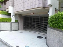 【東京都/目黒区中目黒】グランフォルム祐天寺 駐車場