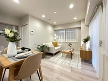 【東京都/大田区大森本町】セザール大森本町 リビング：※家具・調度品は販売価格に含まれておりません