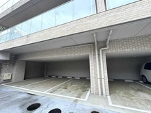 【東京都/世田谷区成城】 グランドメゾン成城六丁目 駐車場
