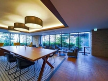 【東京都/品川区東品川】グランドメゾン品川シーサイドの杜 共用施設：カフェラウンジ