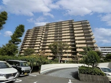 【神奈川県/横浜市泉区緑園】サン・ステージ緑園都市西の街六番館 外観