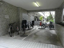 【東京都/渋谷区代々木】シェトワ代々木 駐輪場