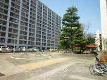 【東京都/品川区南大井】大森駅前住宅2号棟 敷地内