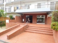 【東京都/中野区弥生町】ルネ中野新橋 エントランス