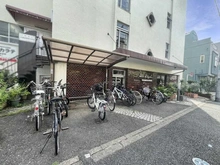 【東京都/武蔵野市中町】サンロイヤルマンション 駐輪場