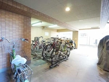 【東京都/中野区大和町】レクシオシティ高円寺 駐輪場
