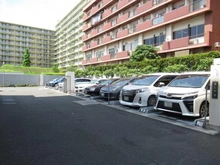 【東京都/三鷹市下連雀】オーベル吉祥寺EAST 駐車場