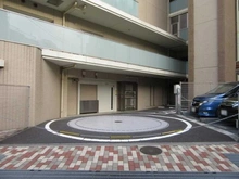 【東京都/杉並区和田】プラウド杉並和田 サウスコート 駐車場